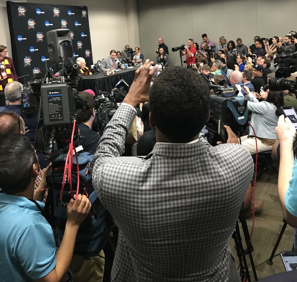 Sister Jean draws crowds at Final Four Media Day