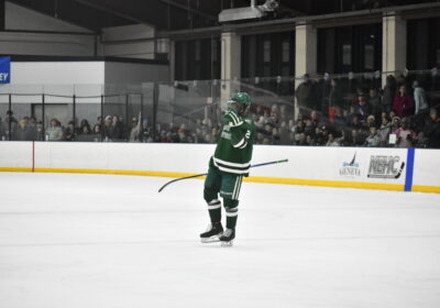 Men’s hockey falls to No. 1 Hobart to end season